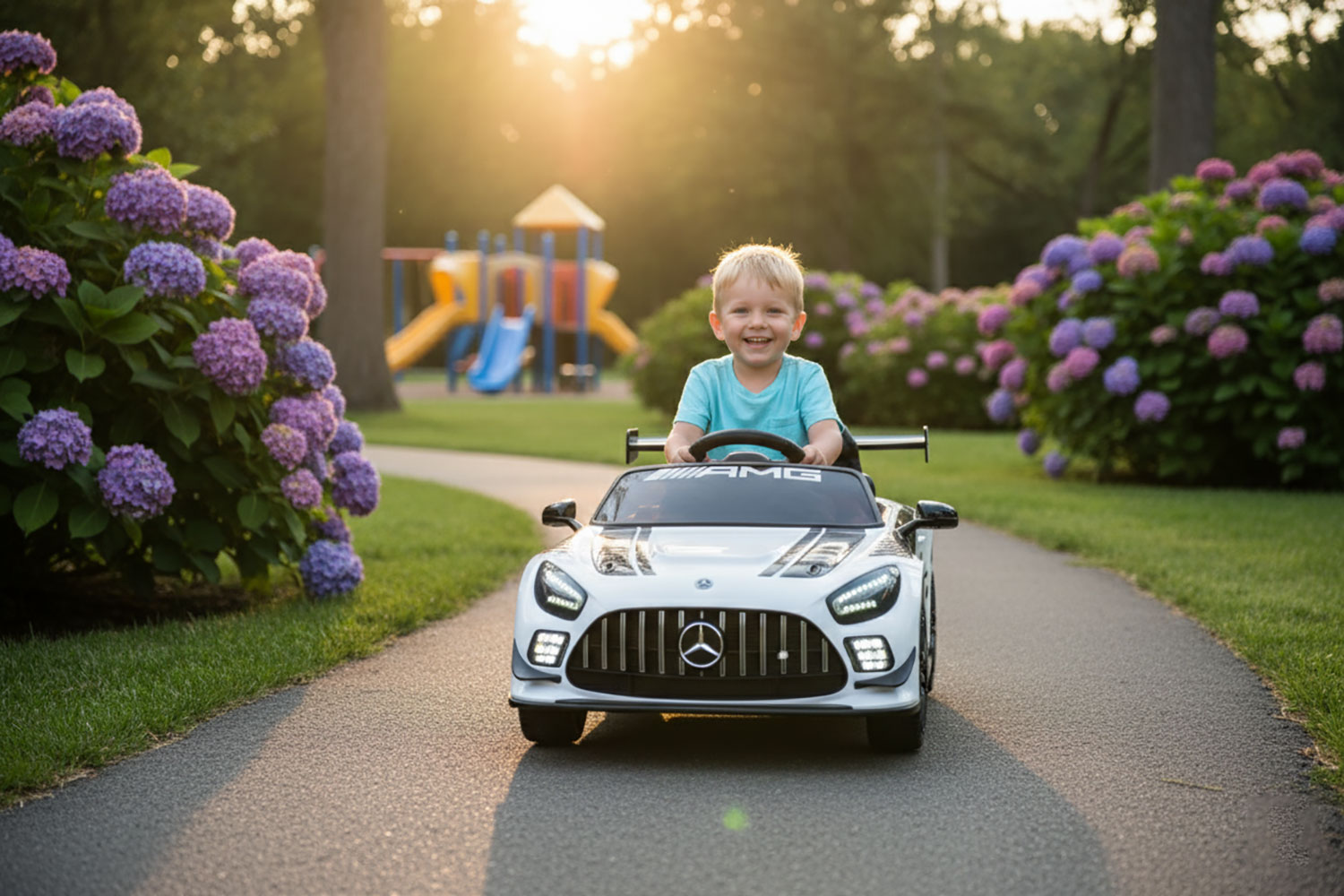 Macchina Elettrica per Bambini Licenza Ufficiale Mercedes Benz GT3 Telecomandata 12V 4,5Ah Bianco...