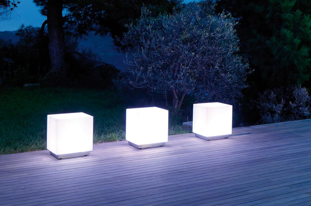 Pouf da Giardino Luminoso 50x50 cm in Resina Arkema Iris Light SL...